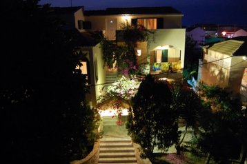 Griechenland Privát Lefkimi, Exterieur